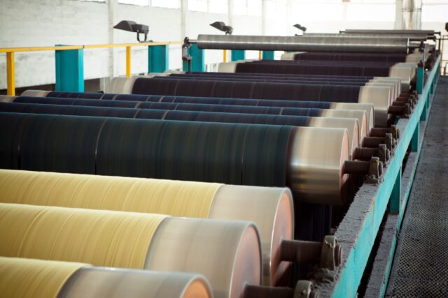 Ennoblissement textile : Quelles solutions pour réduire son empreinte écologique et préserver l'environnement ?